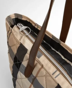Barbour Women’s Wetherham Quilted Tartan Tote Bag SS25