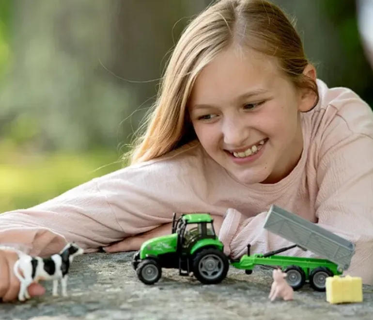 Breyer Farms Tractor & Tag-A-Long Wagon