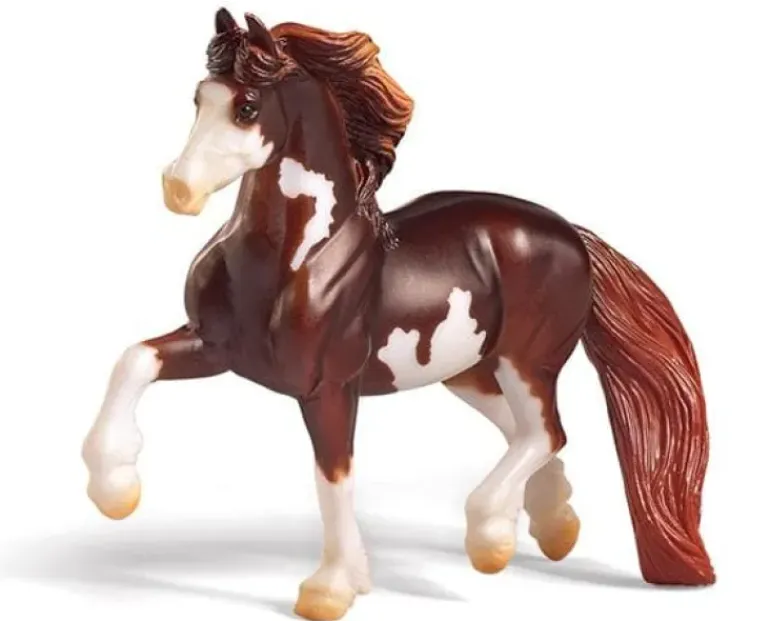Breyer Red Stable Playset