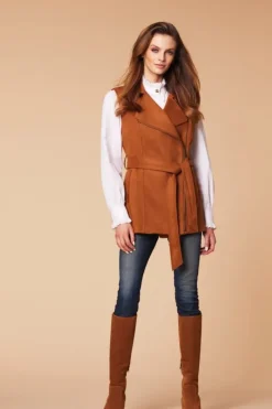 Hunt & Hall Women's Wentworth Faux Suede Gilet