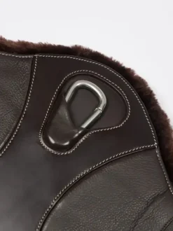 LeMieux Arika Simuwool Contoured Long Stud Girth