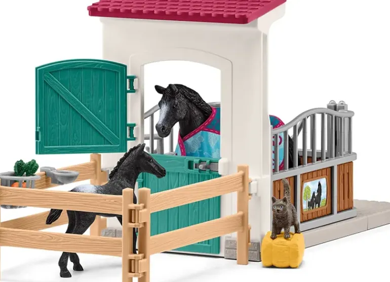 Schleich Horse Box With Mare and Foal